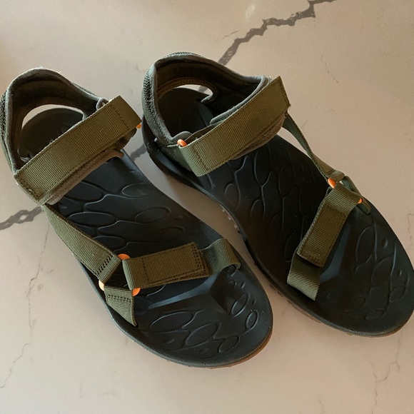 NIB Men’s Merrell Sandals, Size 13 - Picture 2 of 8